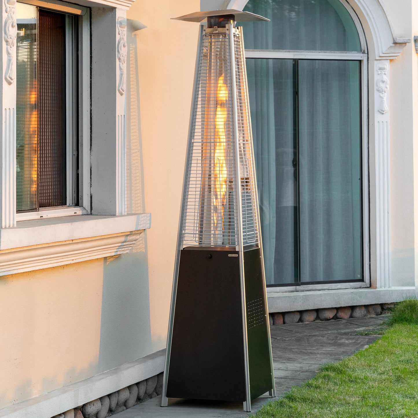 48000 -BTU Black Steel Floorstanding Liquid Propane Patio Heater