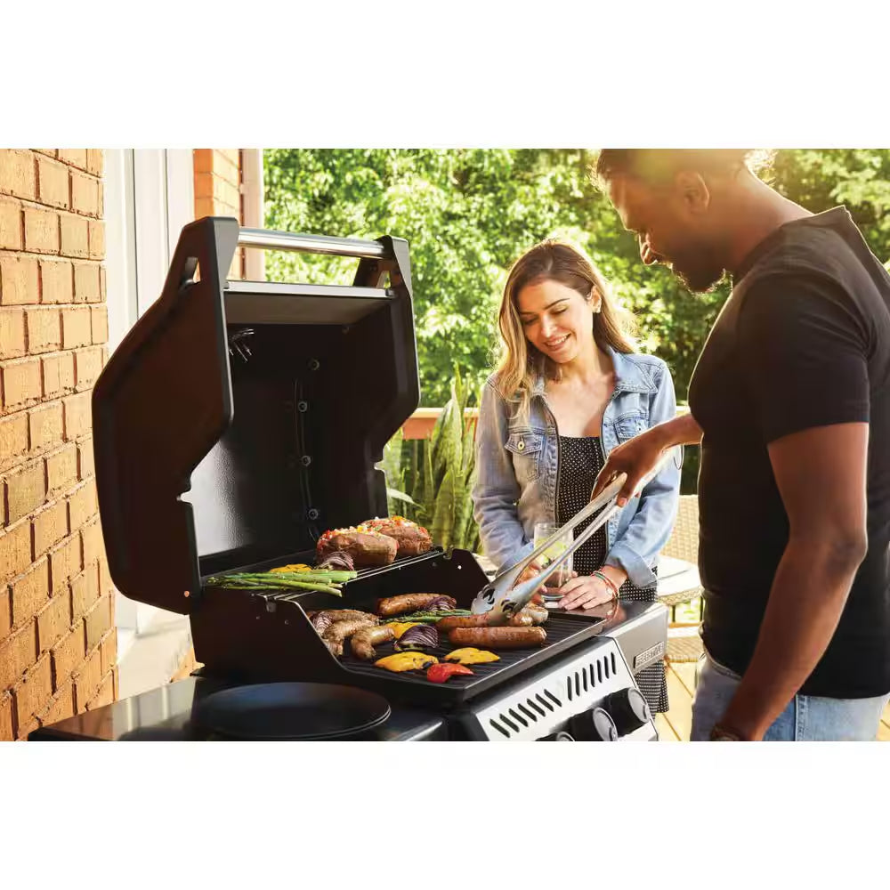 Freestyle 365 3-Burner Propane Gas Grill in Graphite Grey with Cast Iron Cooking Grids